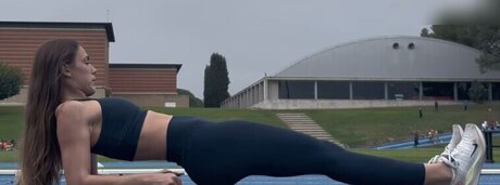 blonde muscle onlyfans sexy naked pic