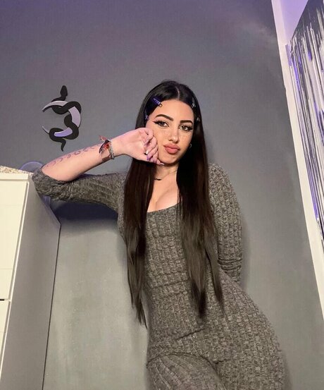 Luna Bufo free pornstar images