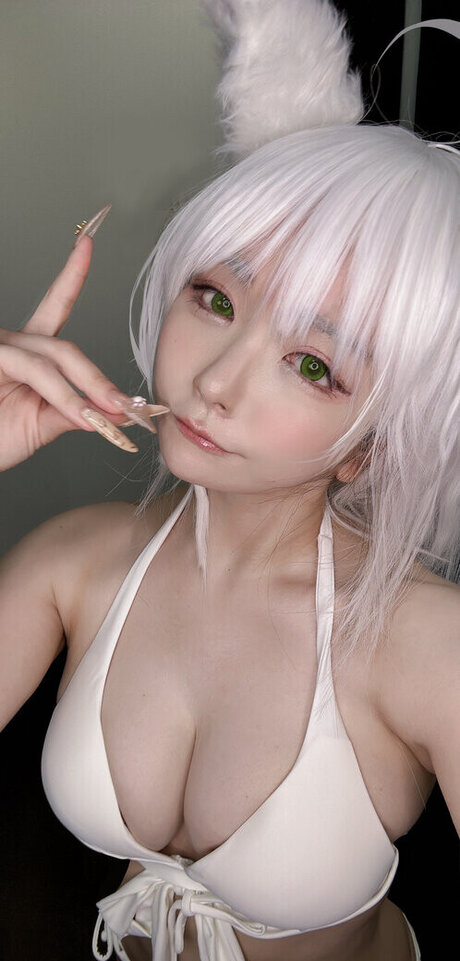 sukiyaki model nudes gallery