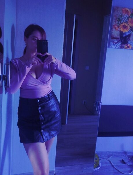 Zhukovachris actress images