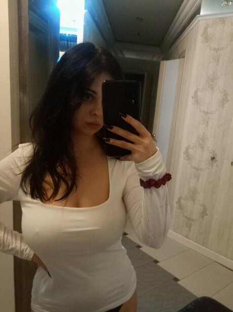 Zhukovachris best model picture