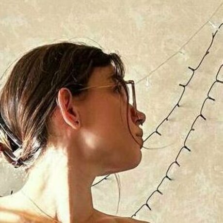 Tate ray model hot galleries