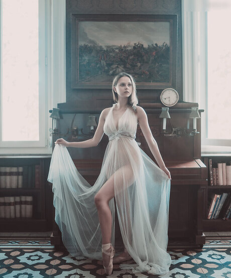 Maria Kompanets star exclusive gallery