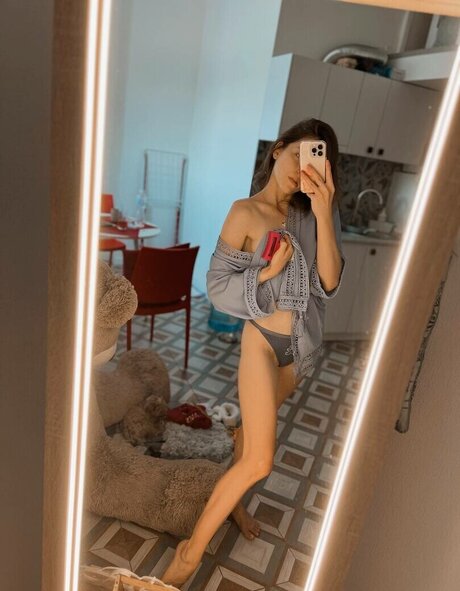 blonde natural onlyfans art nude photo