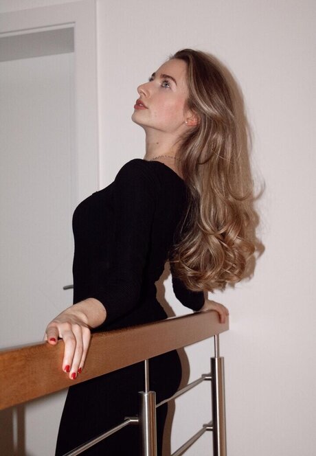 Empresslaurasophie star nude pictures