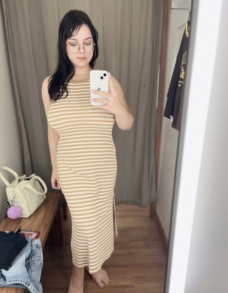 Maduu ASMR nice model img