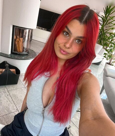 hottest redhead onlyfans hd picture