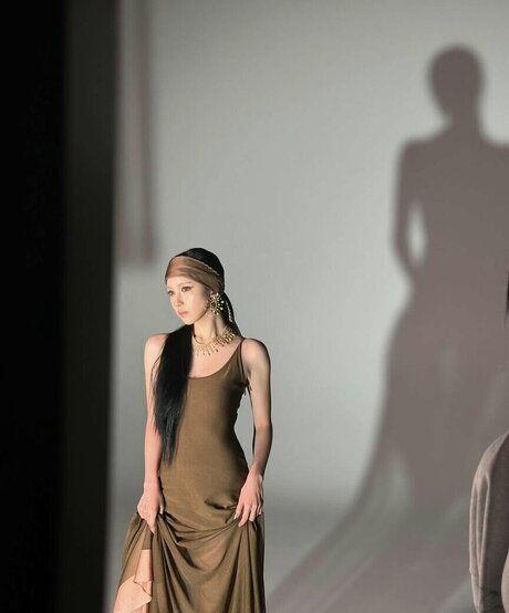 Mina Myoi star pornographic image