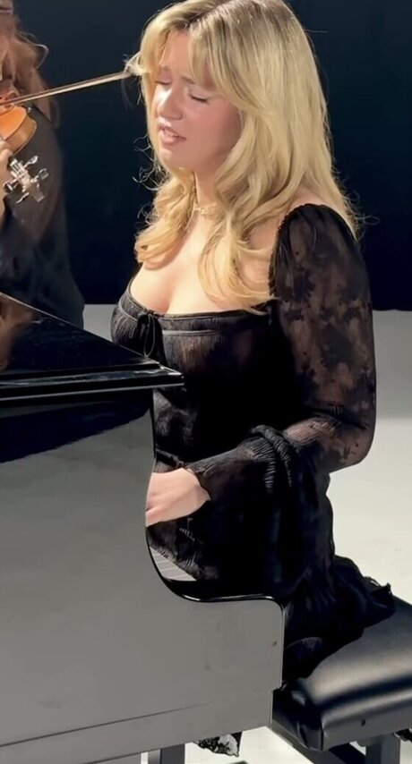 thick girls onlyfans nude archive