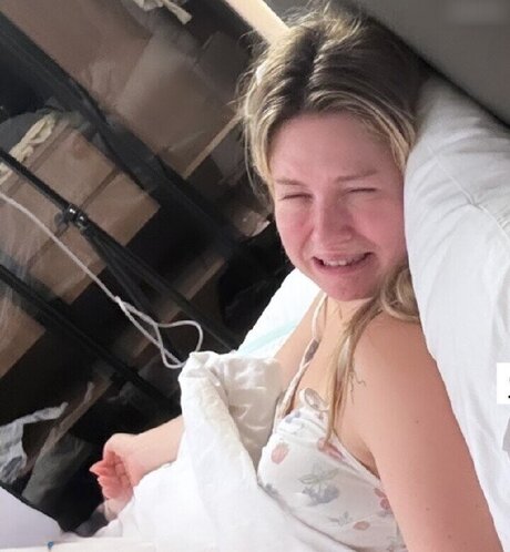 KellyMissesvlog perfect pornstar pictures