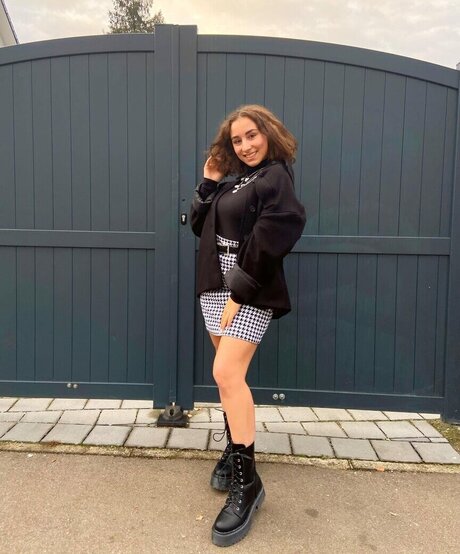 Joanachlips model nice gallery