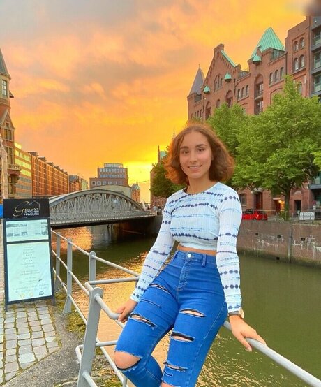 Joanachlips sex actress pictures