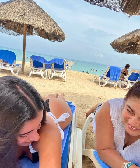 Veronica Boyer model sexy photos