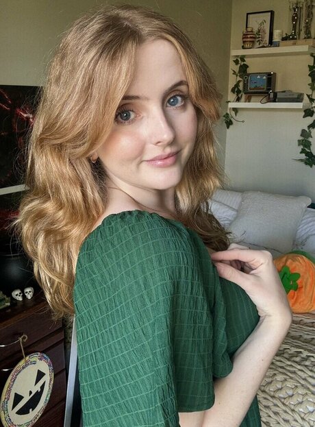 mexican milf onlyfans free nude img