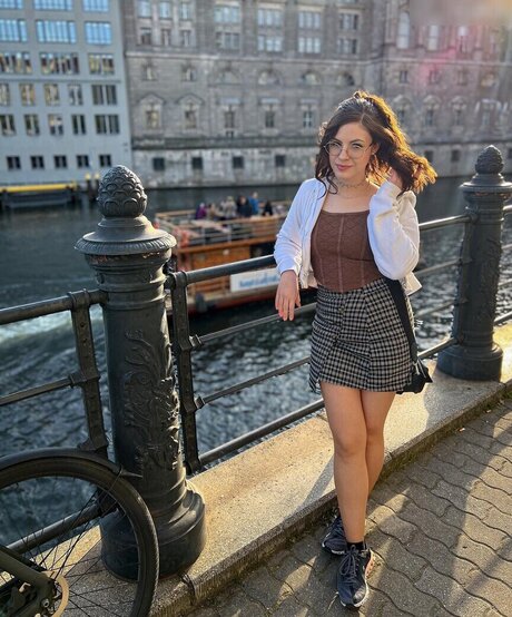 Katazuri art actress pictures