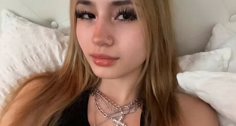 Emilykr0pp perfect star archive