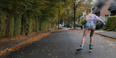 squirt teen onlyfans exclusive image