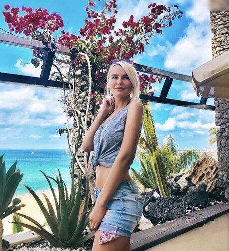 asian hardcore onlyfans exclusive pics