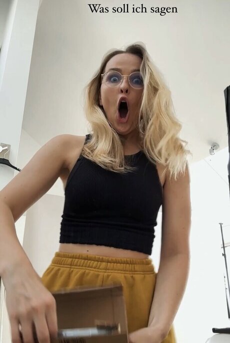 Jana Riva perfect star image