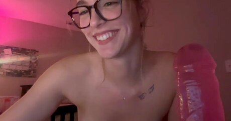 Lunaontheway exclusive pornstar img