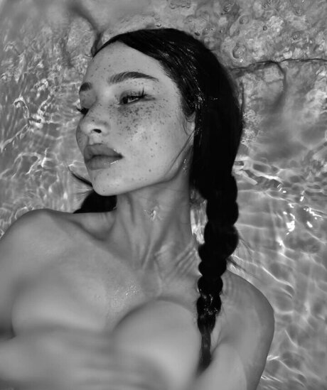 babyv1llain hot pornstar picture