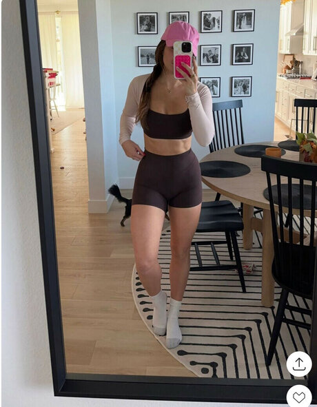 Chloe Gottschalk sexy actress picture