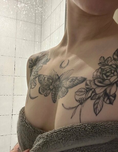 Cyber rue star pornographic pics