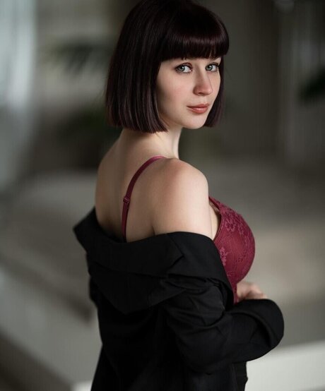 Sophie N ther pretty model pic