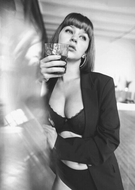 skinny milf onlyfans sexy nudes picture