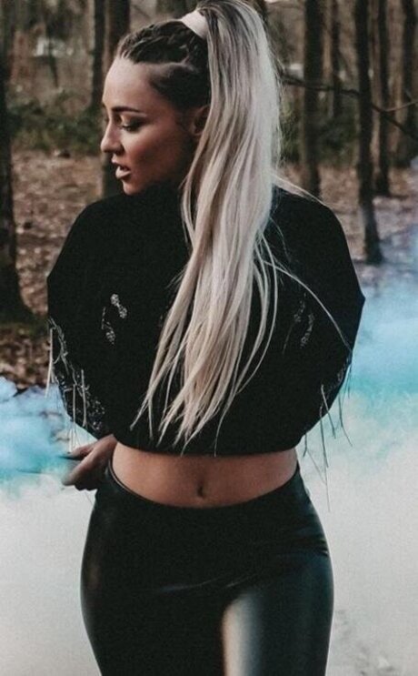 Regina Hixt pornstar beautiful pics