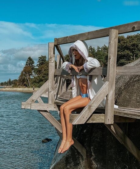 Lea Peach model porn image