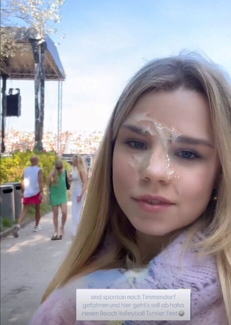 Lea Peach model pretty galleries