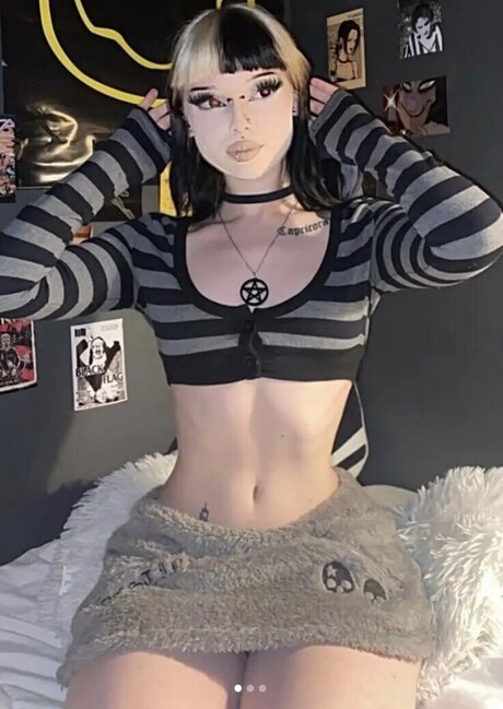 vwnrottie beautiful model archive