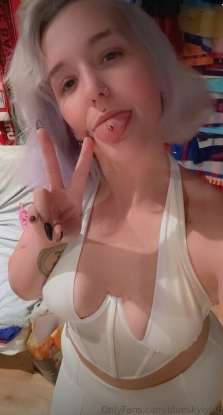 blueskyisfading star art photo