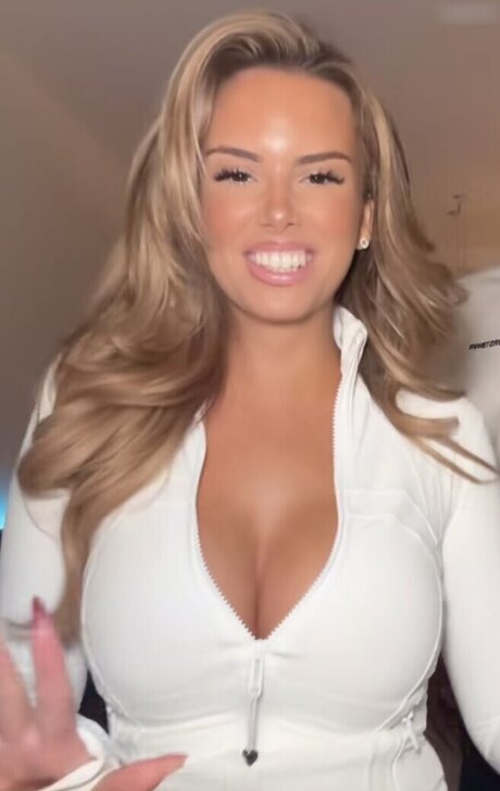 Jasmin Azizam exclusive model gallery