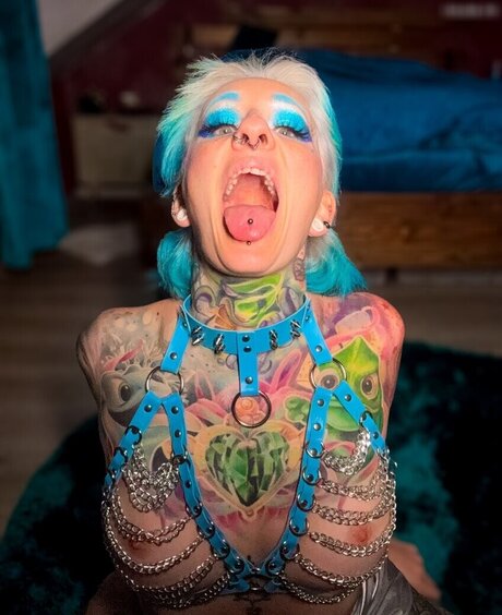 Therealcherryqueen pretty model archive