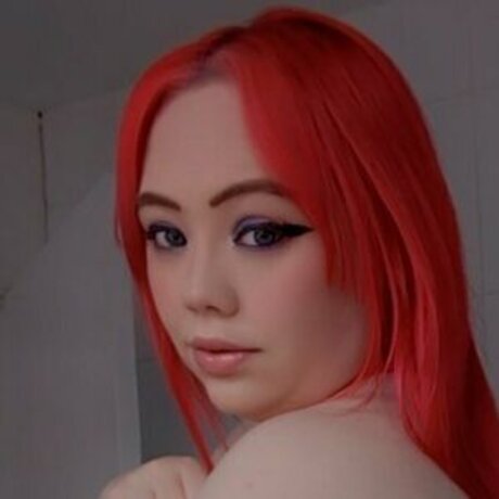 Prismatic Kitsune xxx star gallery