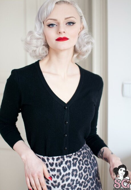 two onlyfans free nude photo