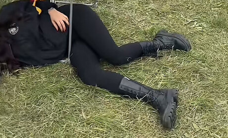 Emily Furz naked model pics