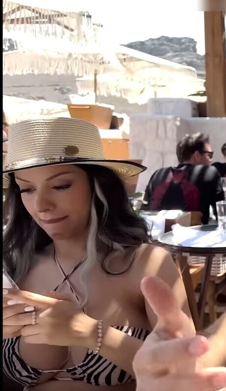 Emily Furz hot star pictures