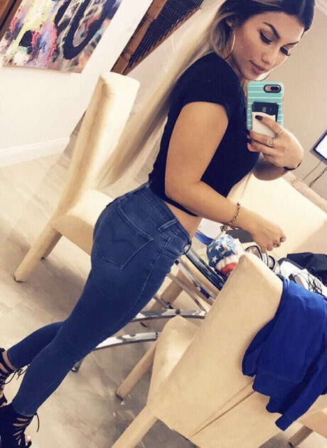 Paula Osterling star top photo