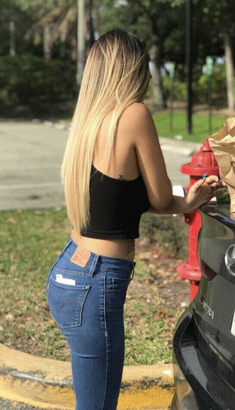 Paula Osterling nice model gallery