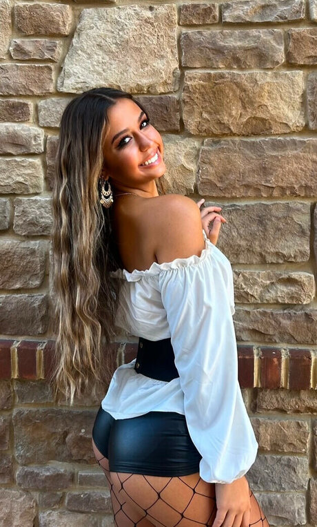 Madysen Nicole model pretty archive