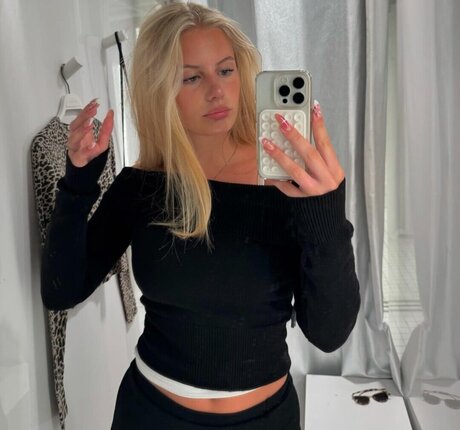 Luisa mnck best star picture