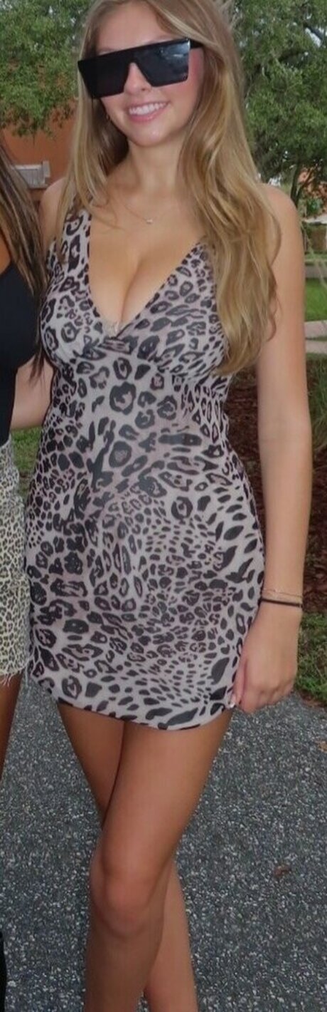 nerdy onlyfans sexy nude picture