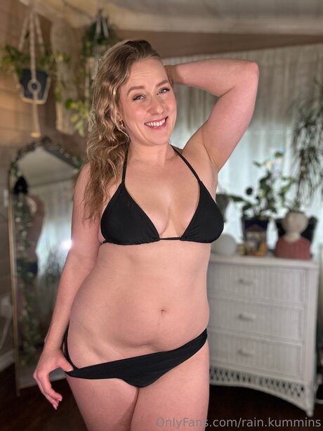 rain kummins pornographic actress photos