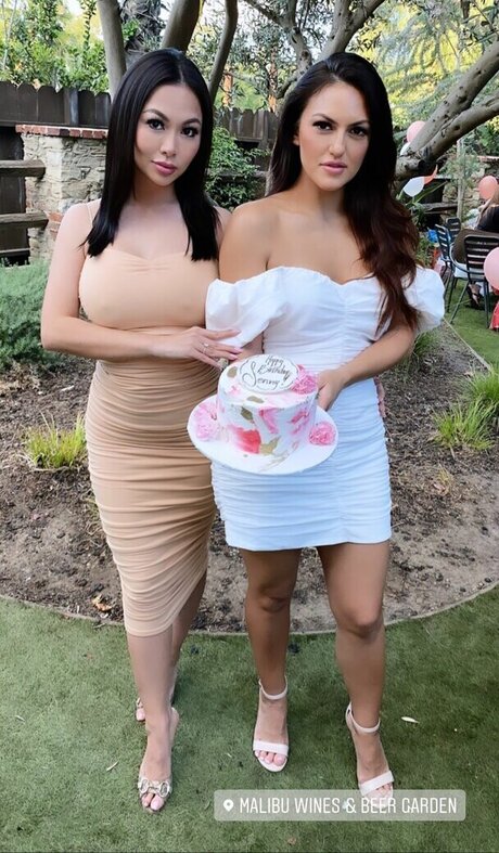 Angel Ngo xxx model archive