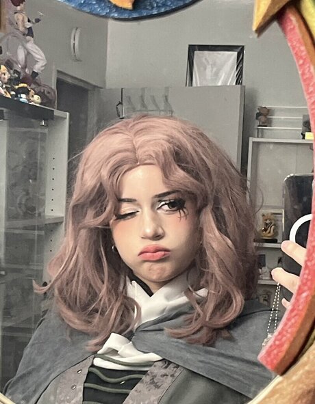 Meerxxxx xxx actress photo