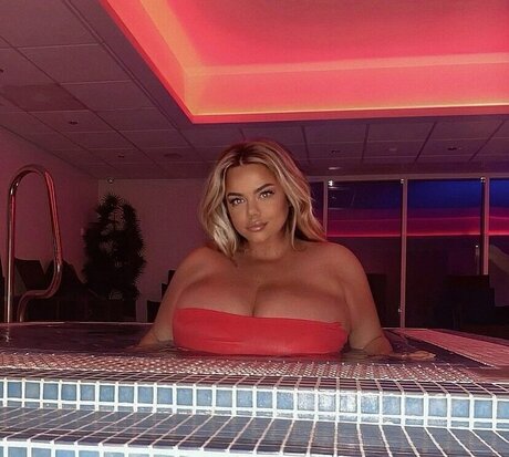 xbunny rosex model pretty picture