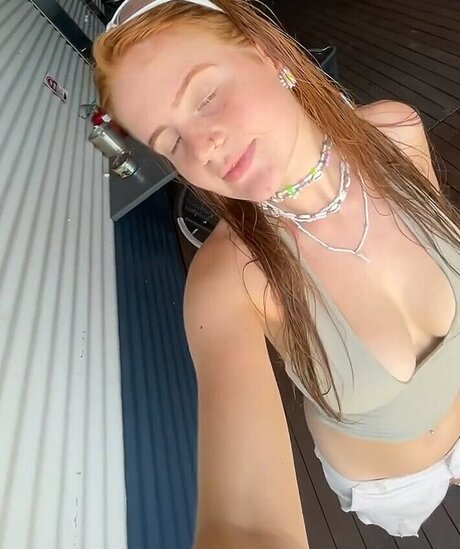 blonde wife onlyfans top photos